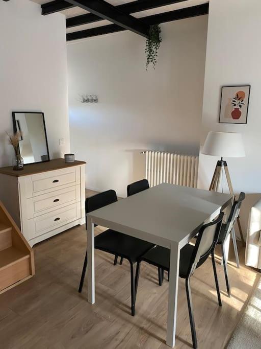 Appart Renove En Duplex Avec Terrasse Et Garage Bouleurs Exteriör bild